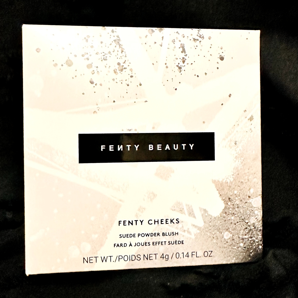 **NWT** Fenty Beauty Suede Powder Blush